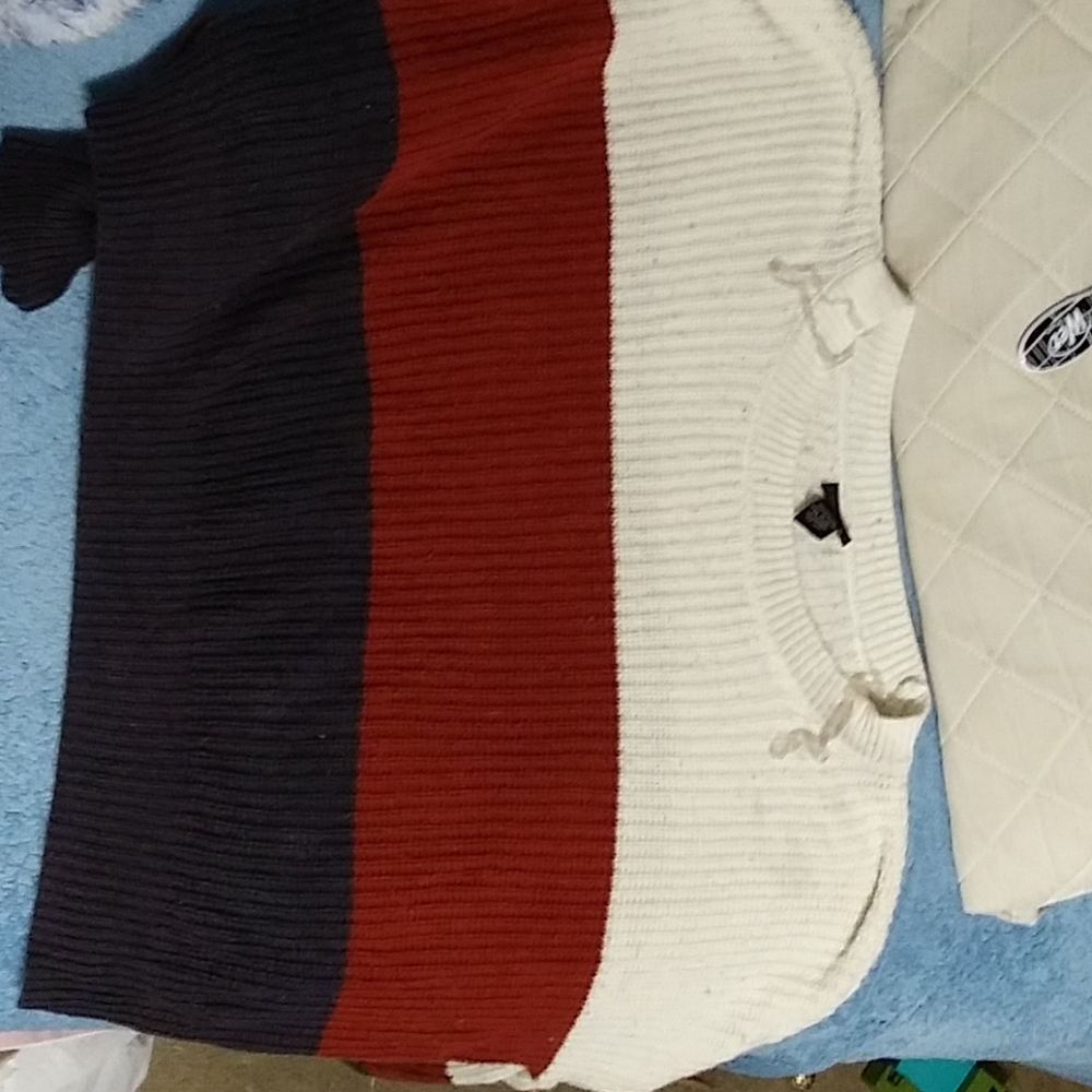 Rue21 sweater